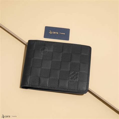 damier infini leather multiple wallet.